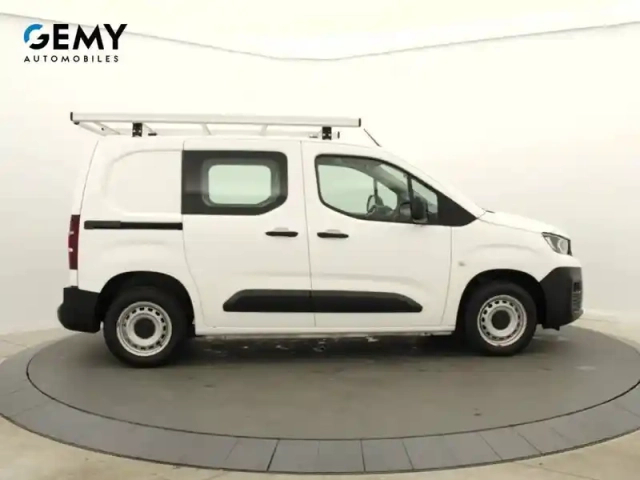 Peugeot Partner fourgon standard 650 kg bluehdi 75 bvm5 — photo 25