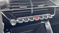 Peugeot 2008 1.2 PureTech 100ch S&S Active Pack — photo 15