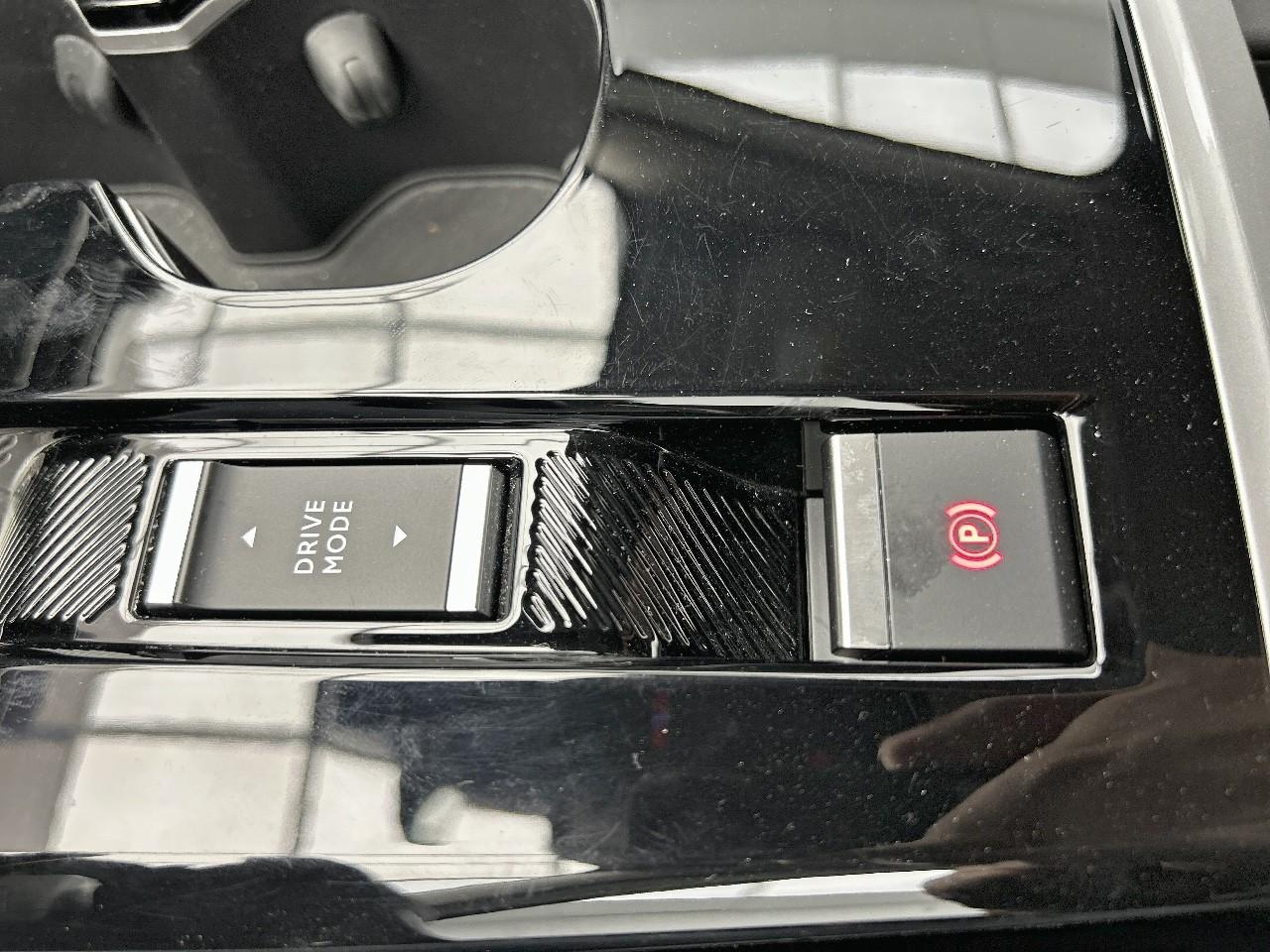 Citroën C5 X hybride rechargeable 225 s&s e-eat8 shine — photo 18