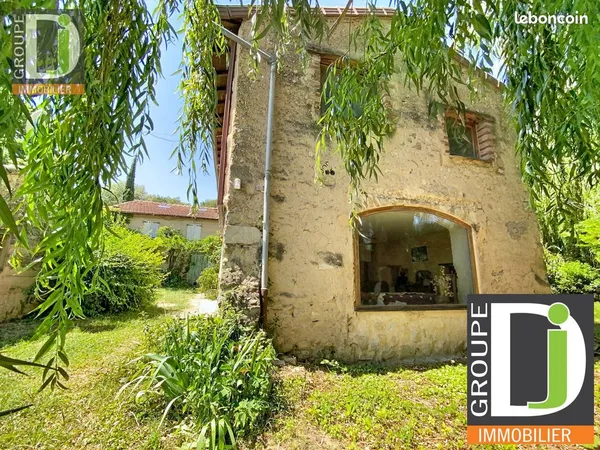 Propriété 9 pièces 244 m²