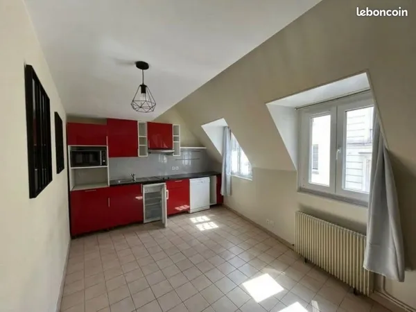 Studio 1 pièce 17 m²
