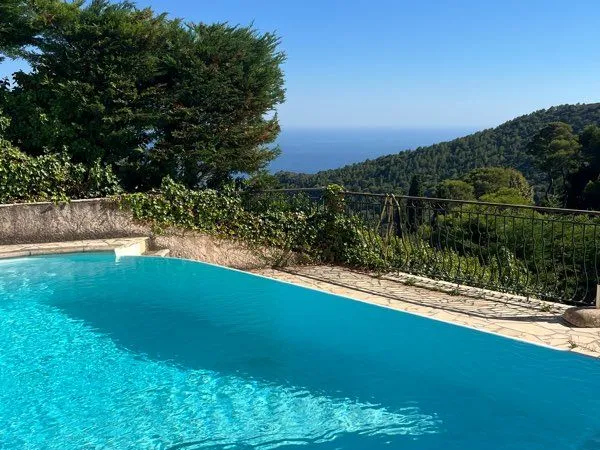 Villa Eze vue panoramique imprenable sur la mer