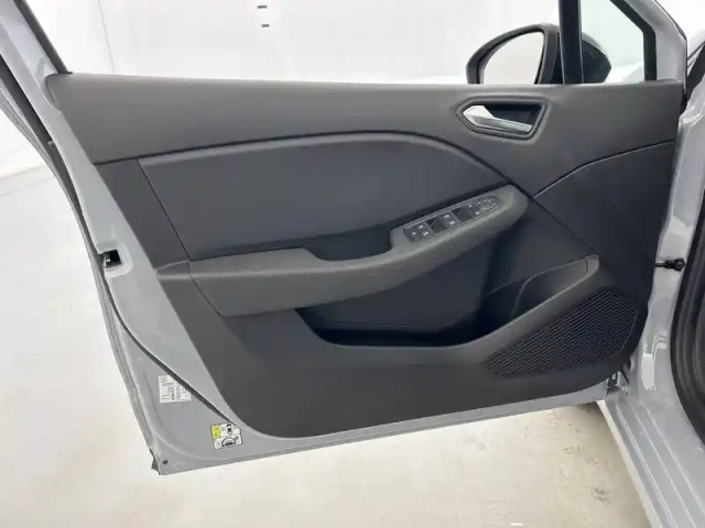 Renault Clio blue dci 100 ch gsr2 — photo 20