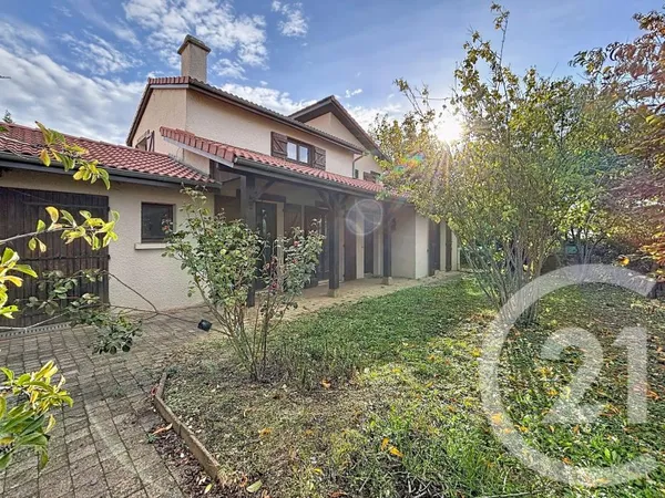 Maison 8 pièces 147 m²