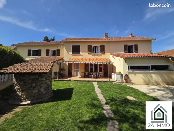 Propriété 7 pièces 300 m²