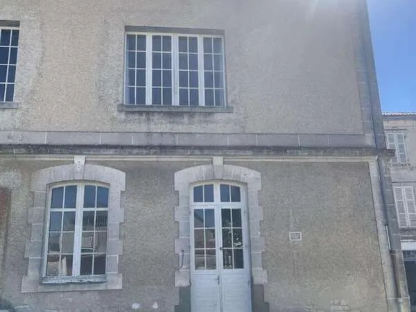 Ensemble immobilier a amenager