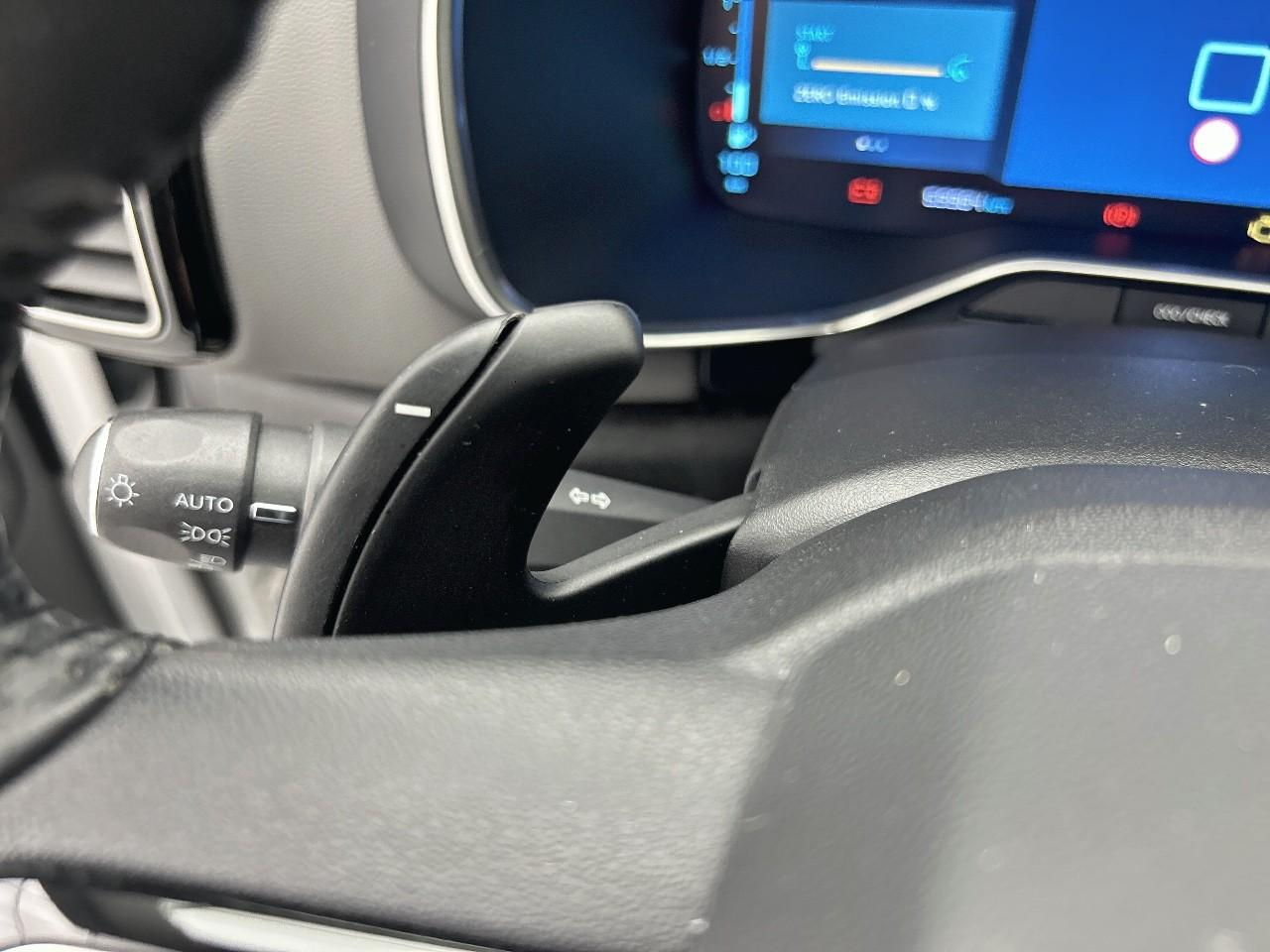 Citroën C5 Aircross hybride rechargeable 225 s&s e-eat8 feel — photo 28