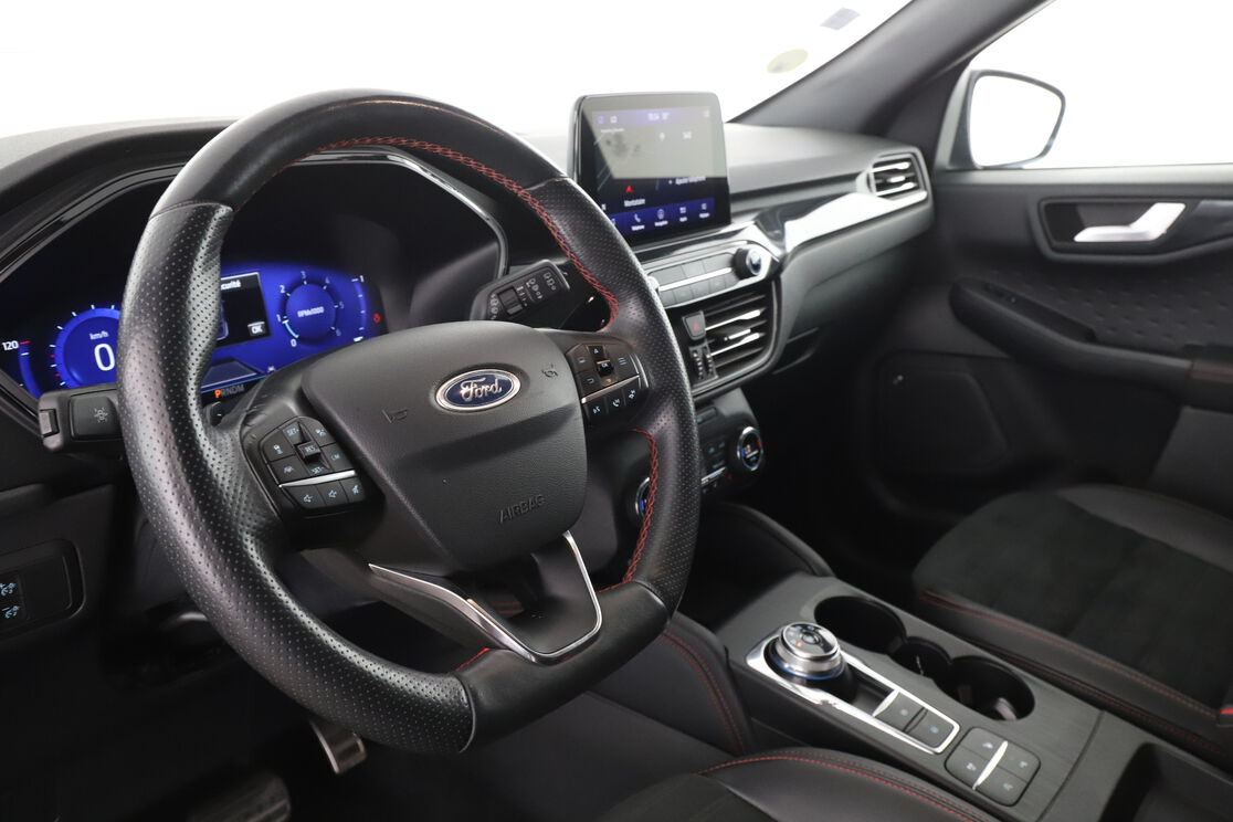 Ford Kuga 2.0 EcoBlue AWD ST Line X Auto — photo 10