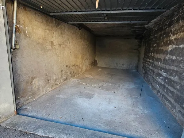 Garage a louer centre rioz