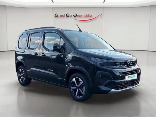 Peugeot Rifter m130 gt bva / gps / camera / toit panoramique
