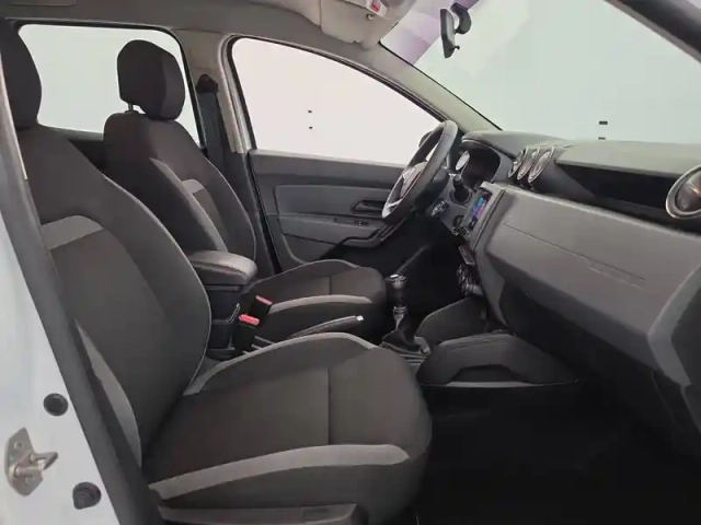 Dacia Duster eco-g 100 4x2 — photo 112