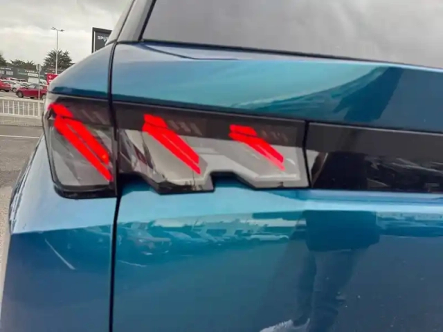 Peugeot 5008 hybrid 145 ch e-dcs6 — photo 59