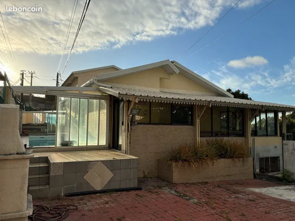 Loue Maison T7 - Piscine - BDN Saint Paul