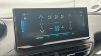 Peugeot 3008 HYBRID 225ch Allure e-EAT8 — photo 13