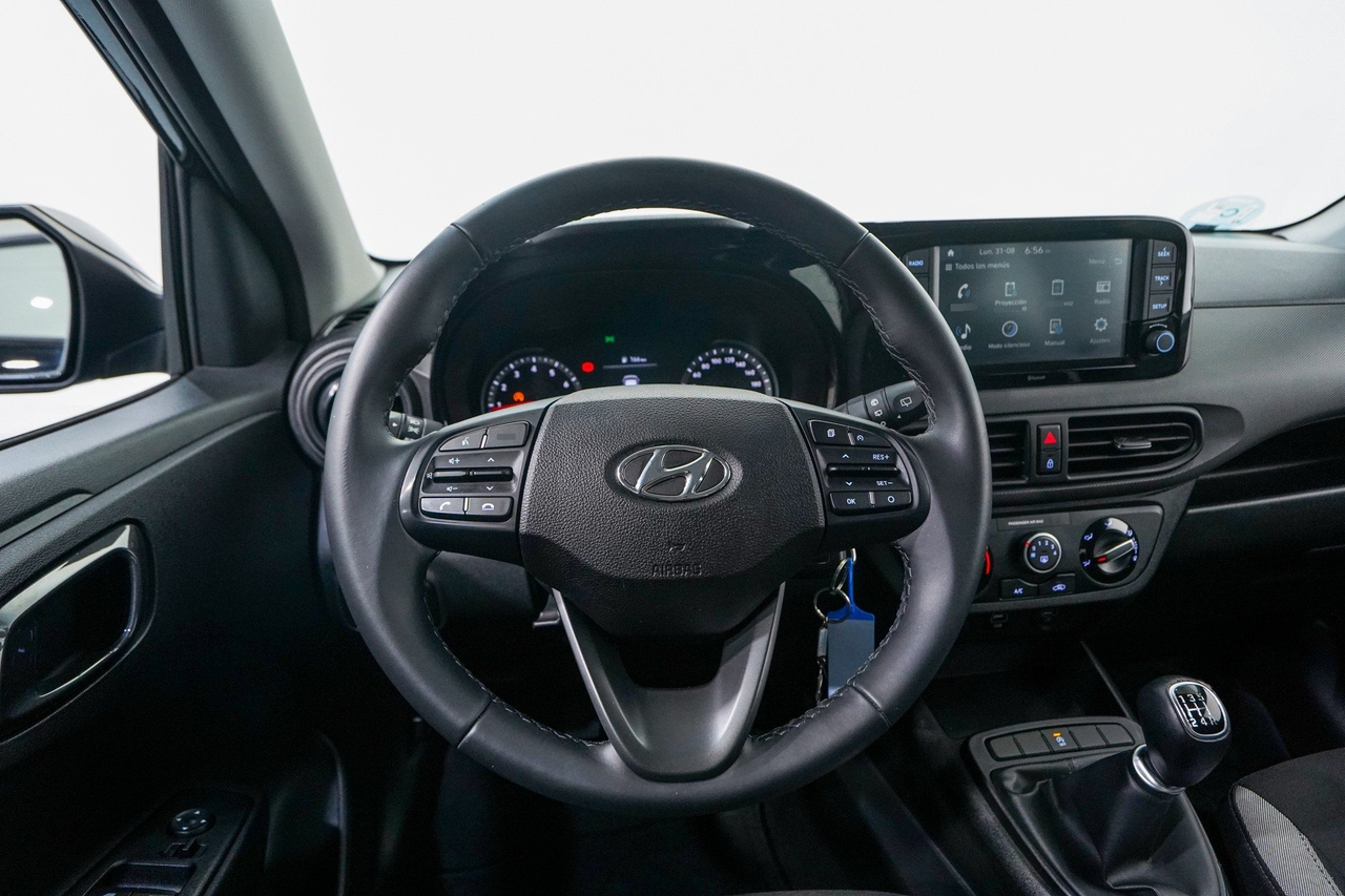 Hyundai i10 — photo 18