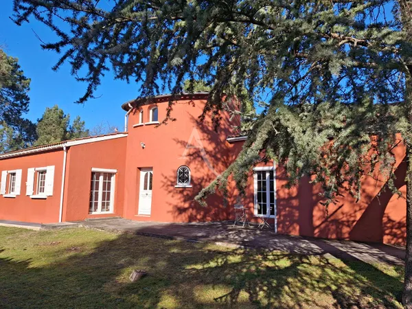 Maison 6 pièce(s) - CESTAS Maison 197m²