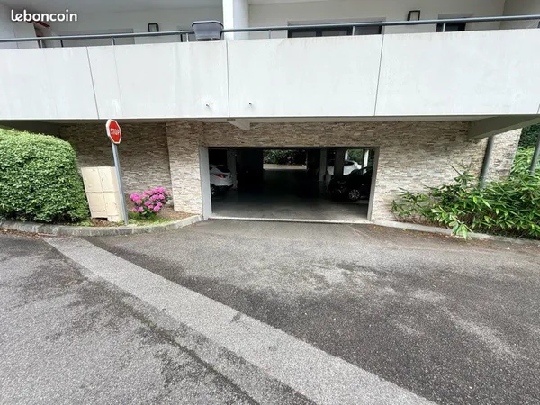Stationnement Location Bayonne   50€