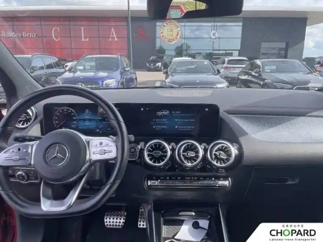 Mercedes Eqa 250+ — photo 12