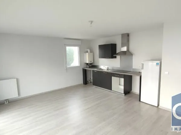 A LOUER F3 AVEC TERRASSE CARPIQUET RESIDENCE RECENTE