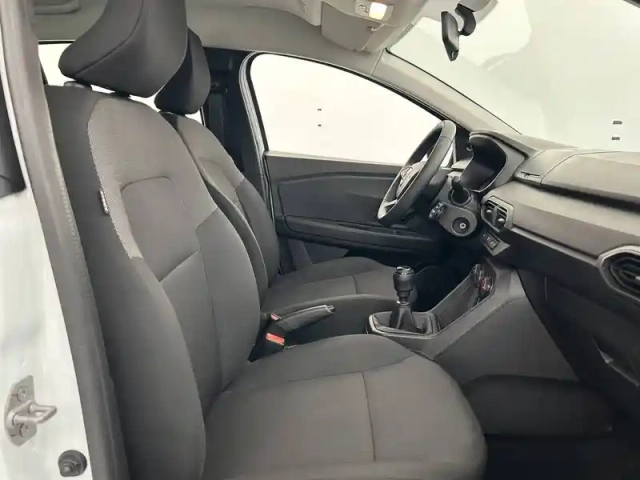 Dacia Sandero sce 65 - 22 — photo 23