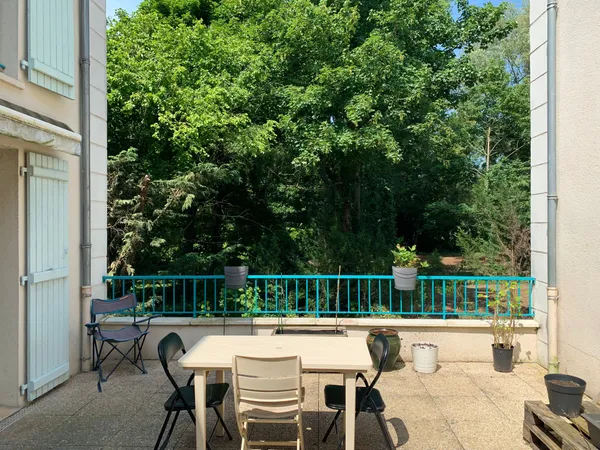 Appartement meublé T3 à louer - Centre Houdan