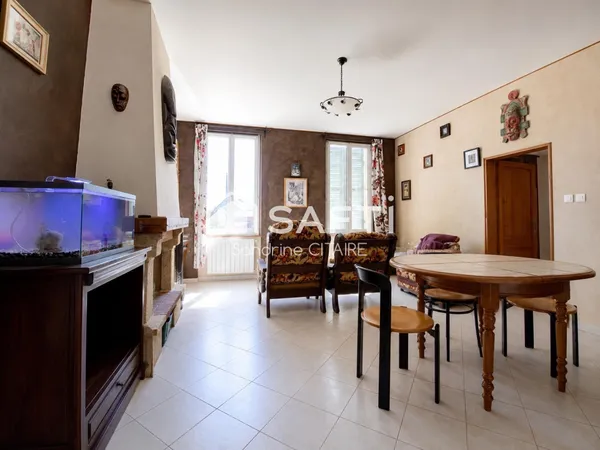 Appartement loué - Centre-ville Ivry-la-Bataille