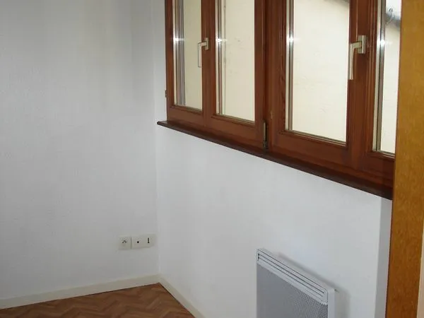HYPERCENTRE Grand'rue petit F2 duplex