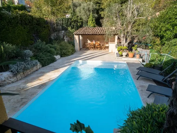 Tourette-sur-Loup Une opportunité rare - villa 134m2 avec