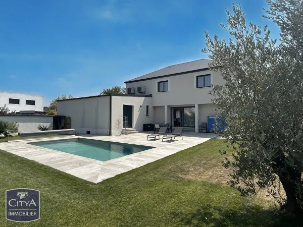 Maison 9 pièces 180 m²