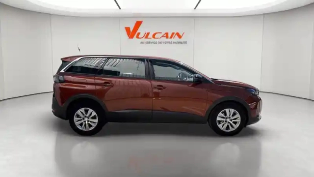 Peugeot 5008 puretech 130ch s&amp;s bvm6 — photo 9