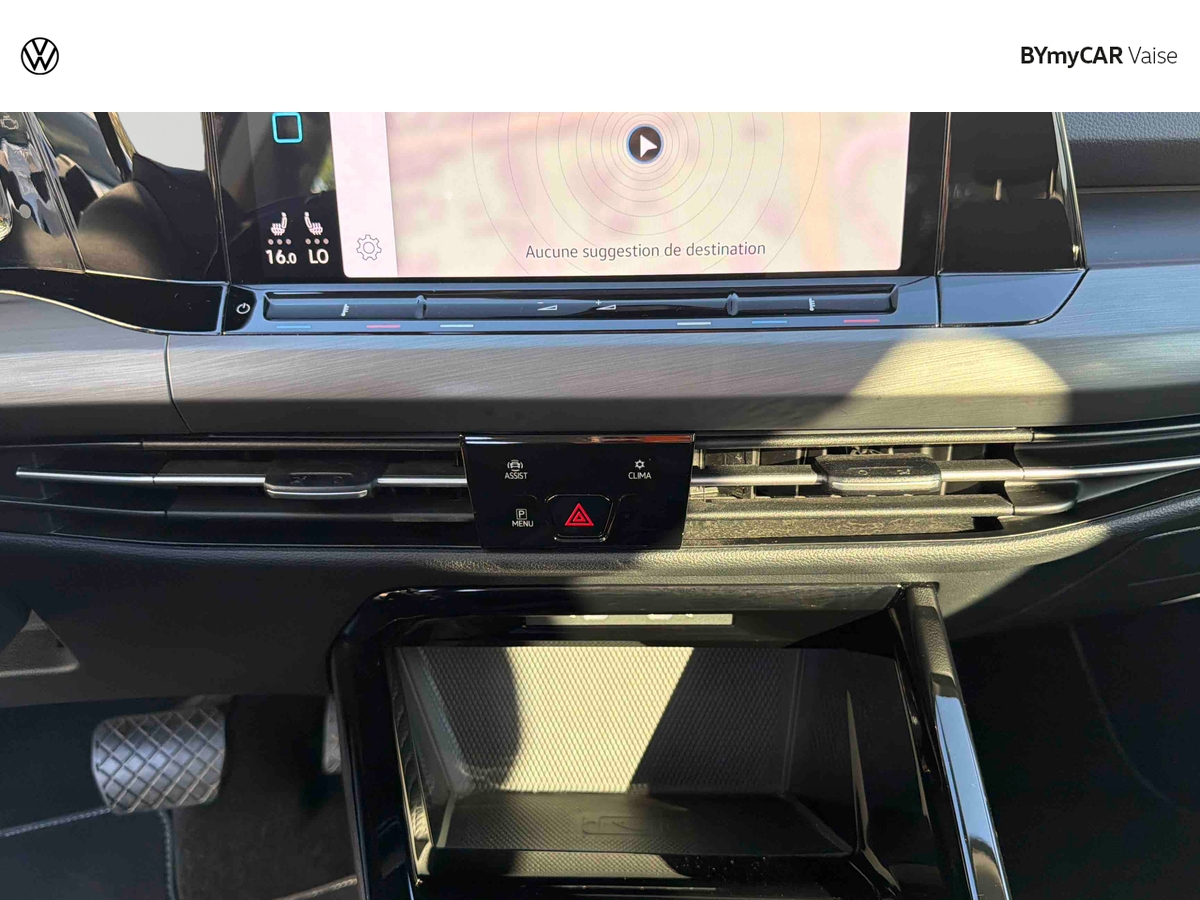 Volkswagen Golf 1.5 eTSI OPF 150 DSG7 — photo 21