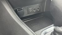 Renault Captur 1.6 E-Tech hybride 145ch Techno Fast Track — photo 16