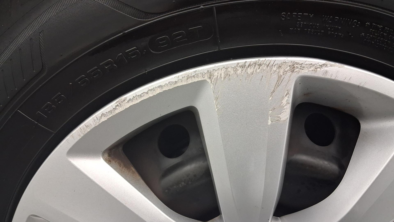 Renault Clio SCe 65 — photo 26