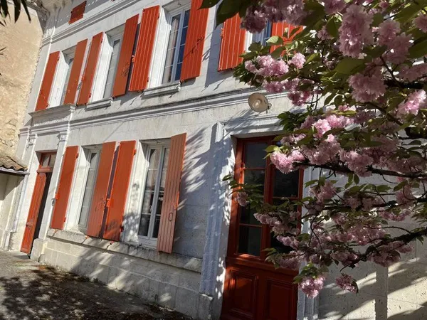 Maison de bourg 6 pièces 174 m²