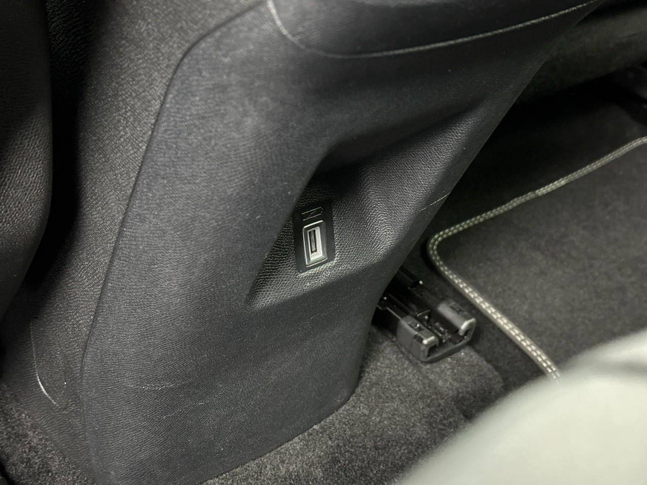 Citroën C5 Aircross hybride rechargeable 225 e-eat8 shine pack — photo 36