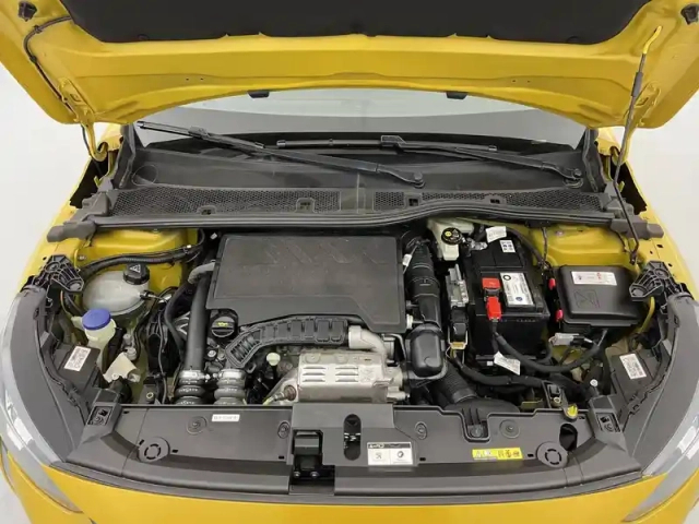 Peugeot 208 puretech 100 s&amp;s bvm6 — photo 21