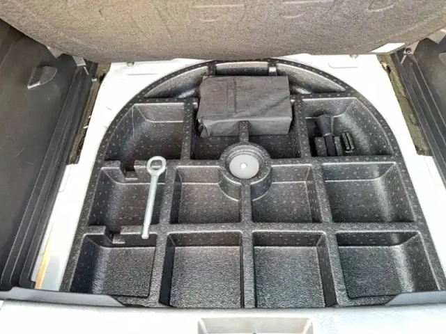 Jeep Renegade 1.6 l multijet 120 ch bvr6 — photo 16