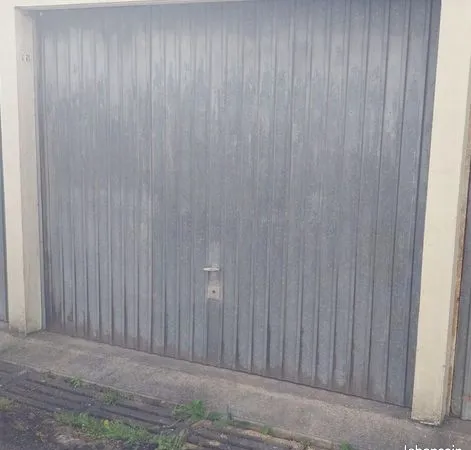 Box voiture à louer