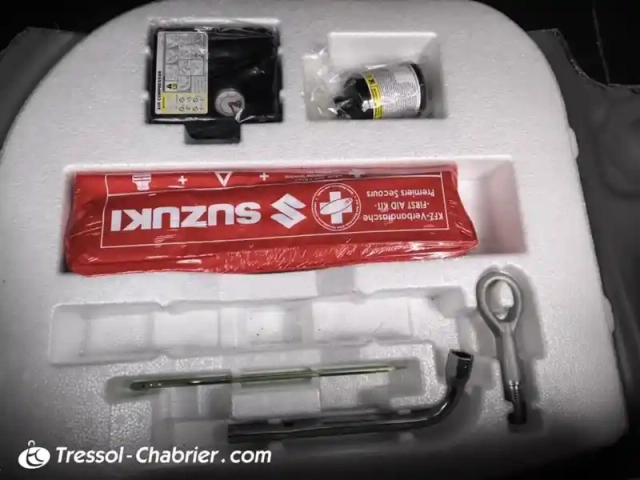 Suzuki Ignis 1.2 dualjet pack — photo 27