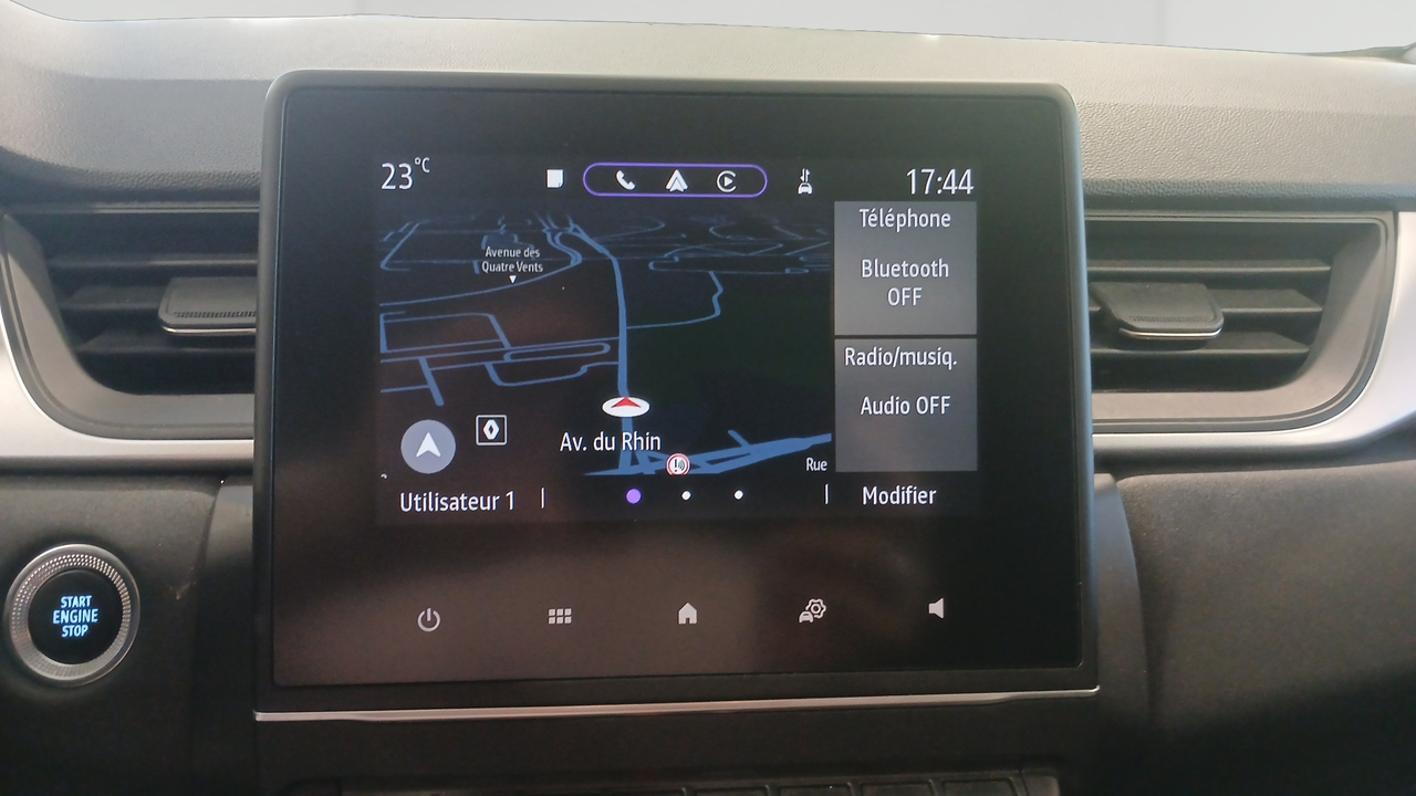 Renault Captur E-Tech full hybrid 145 — photo 16