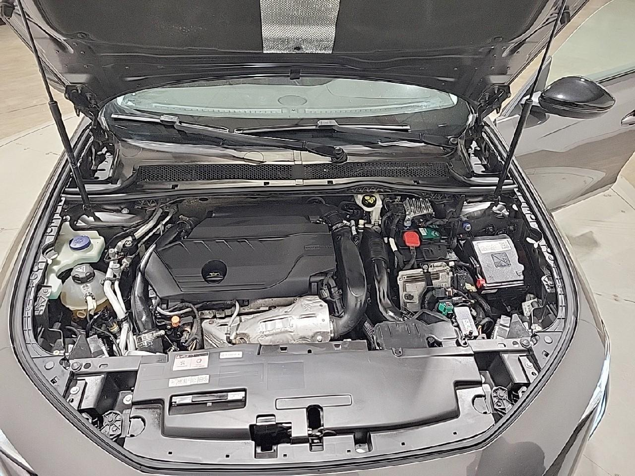 Peugeot 508 sw hybrid 225 e-eat8 allure pack — photo 15