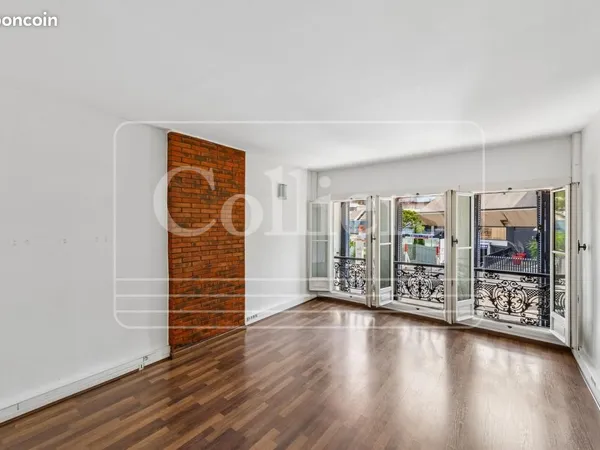 Bureaux 60 m²