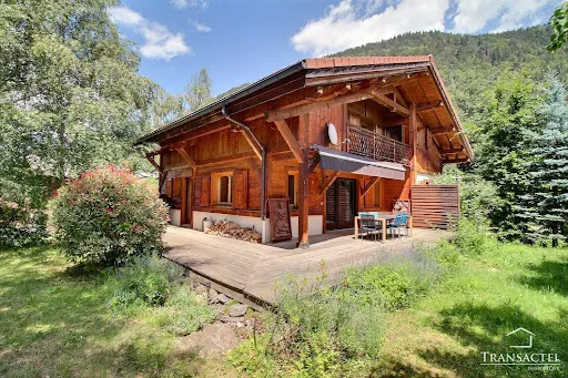 Chalet 6 pièces 282 m²