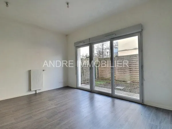 Studio de 28.43m² à louer à POISSY