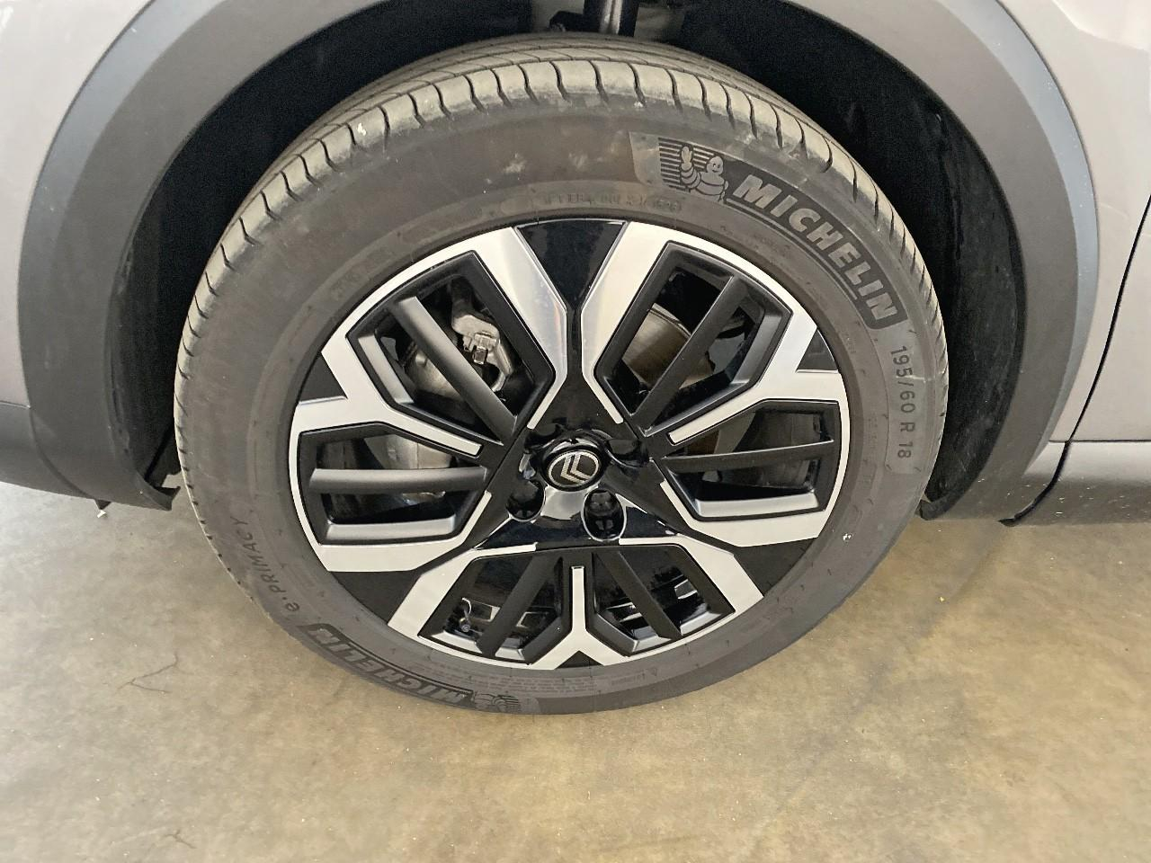 Citroën C4 hybride 145 ch e-dcs6 max — photo 11