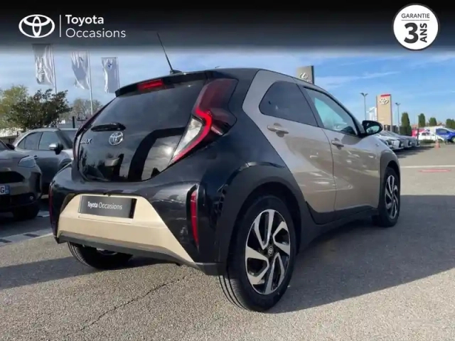 Toyota Aygo X 1.0 vvt-i 72ch design s-cvt — photo 9
