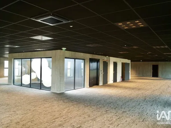 Local 1 pièce 454 m²