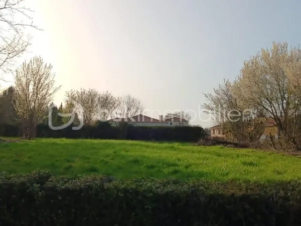 Terrain 2 488 m² La Chapelle Pouilloux