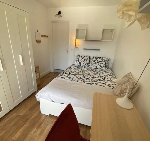 Chambre cité universitaire Marne La Vallée