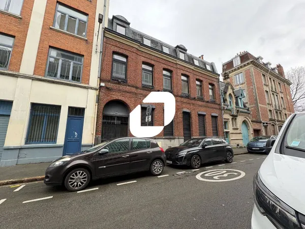 Bureaux 910 m²